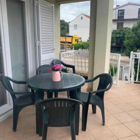Apartman Kurtov Apartment ปาโกชตาเน ภายนอก รูปภาพ